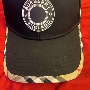 Burberry black ball cap 🧢